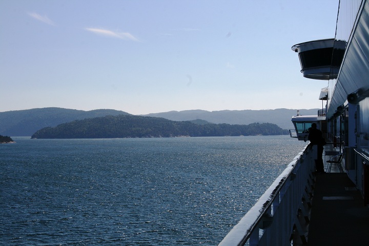 Blick von der F&auml;hre &uuml;ber den Oslo Fjord